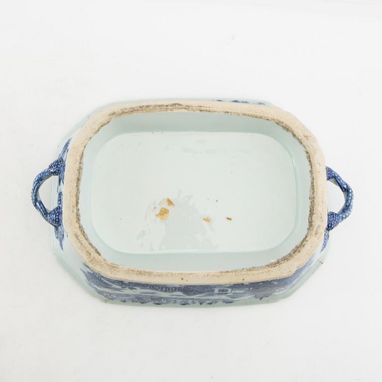 Terrin med lock och fat Kina Qianlong (1736-95) porslin.