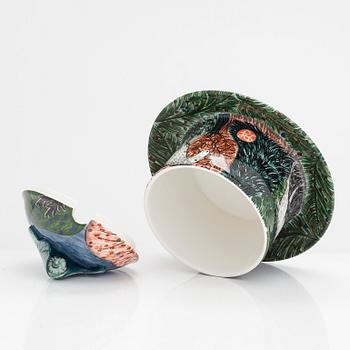 Dorrit von Fieandt, terrin, "Hubertus"-serien, Pro Arte 1994, Arabia Finland.