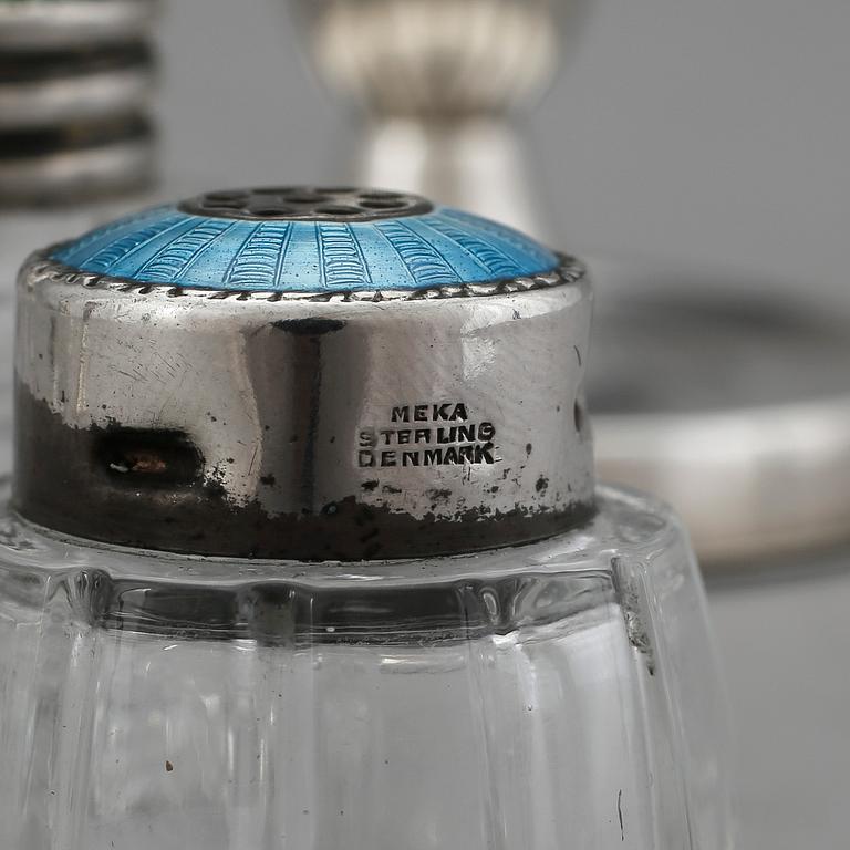 PARTI SILVER, 9 delar, 1900-tal. Tot vikt ca 443 gram (inkl. glas).