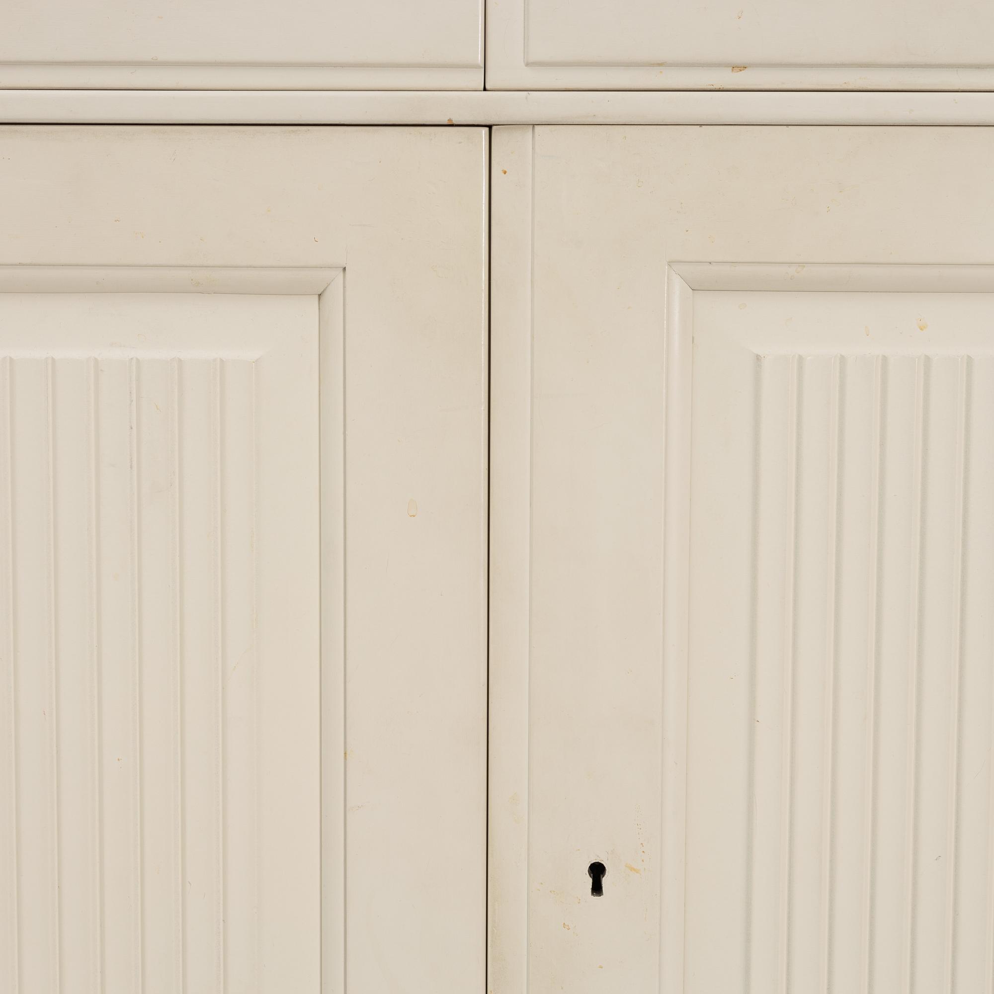 Carl Malmsten, skåp, "Herrgården", Bodafors, 1900-talets andra hälft.