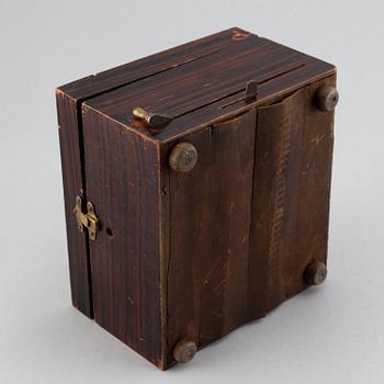 Polyphon wooden music box with ten discs, Germany, c. 1900.