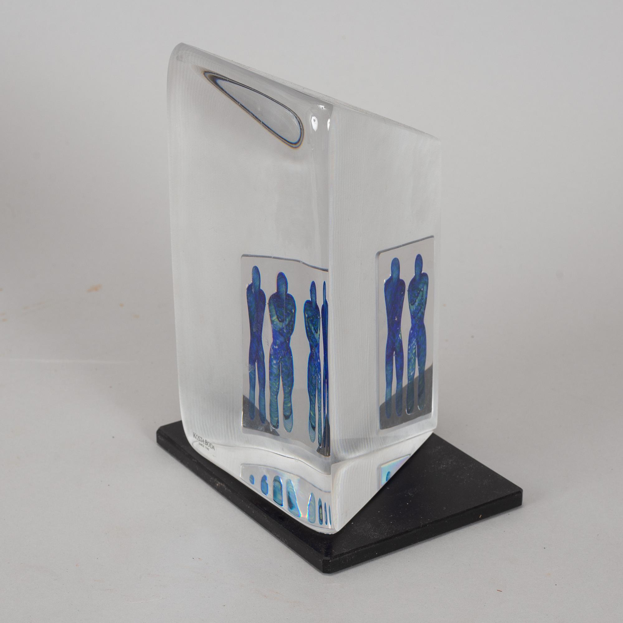 BERTIL VALLIEN, a glass sculpture, signed.