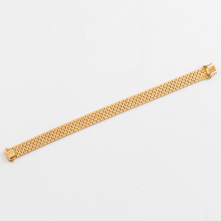 18K three coloured gold bracelet.