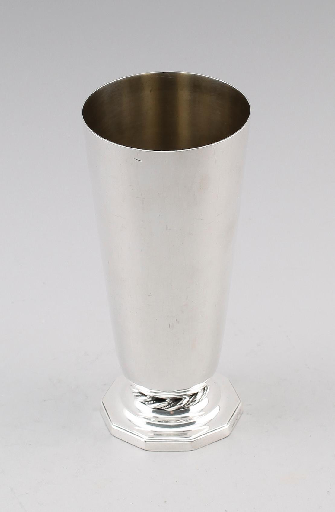 BÄGARE, silver, GAB, Stockholm 1935. Vikt ca 288 g.
