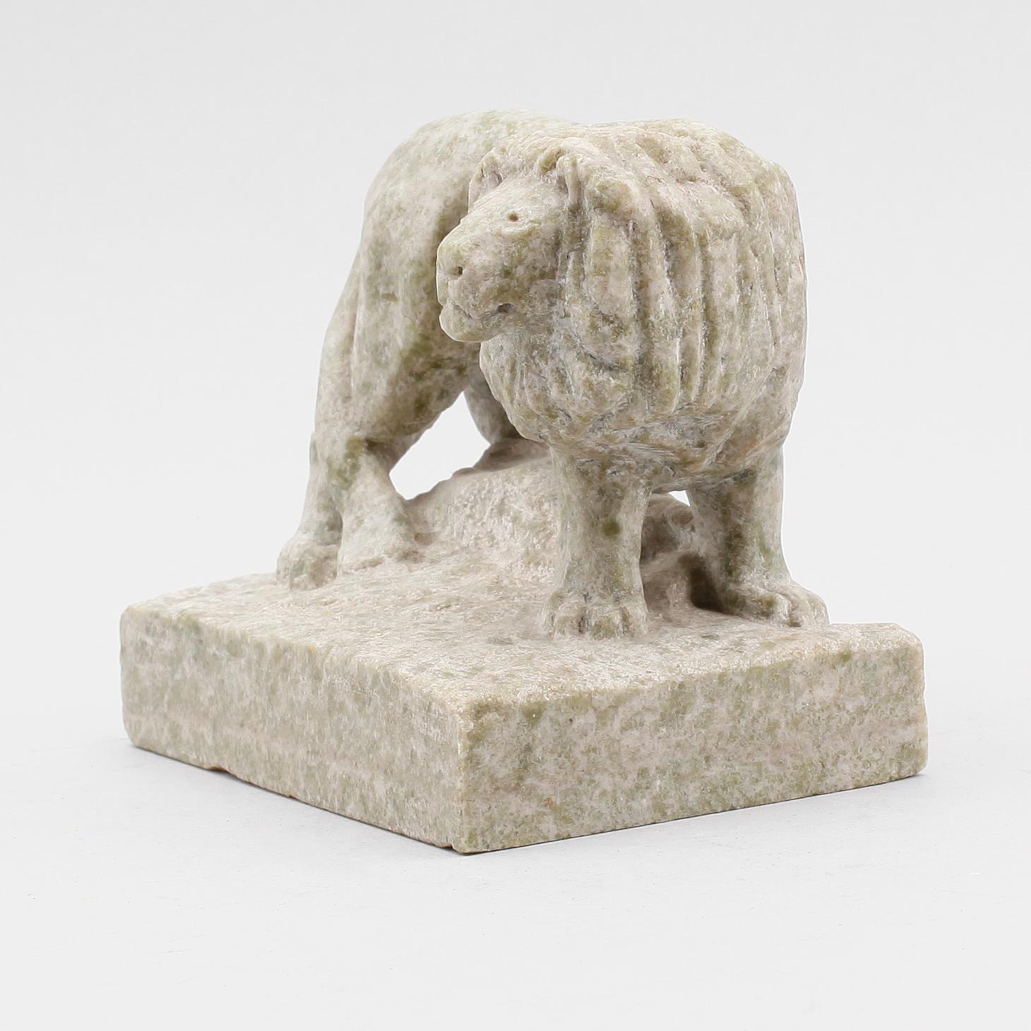SKULPTUR, kolmårdsmarmor, 1900-tal.