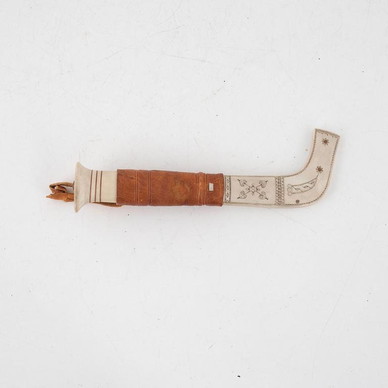 Johan Fankki, a reindeer hornknife, signed.