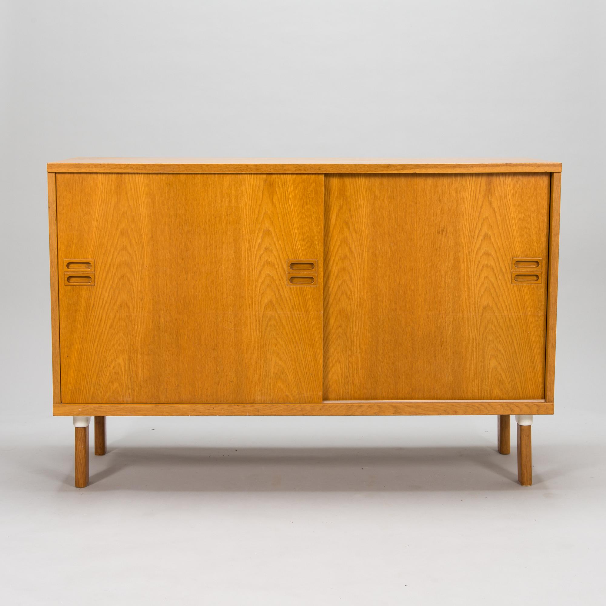 Maija Heikinheimo, A 1960s '255' side board for Artek, Finland.