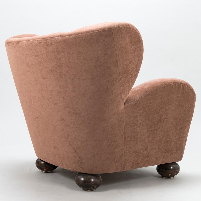 MÄRTA BLOMSTEDT, an 'Aulanko-model' armchair. Designed in 1939.