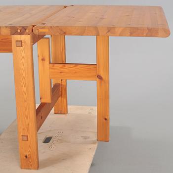 A leaf table, designed by Edvin Helseth approx 1970, made by Stange Bruk.