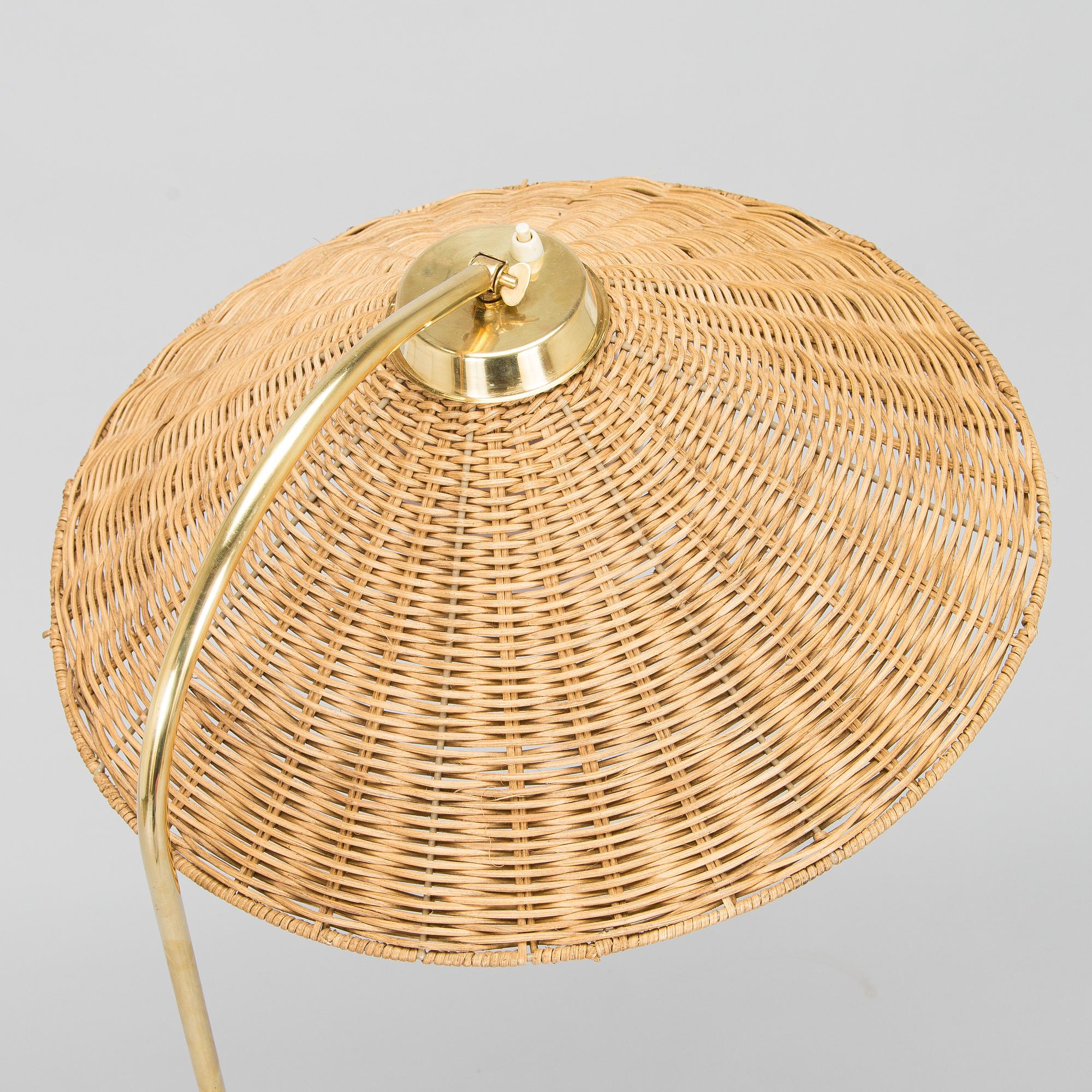 A mid-20th century floor light.