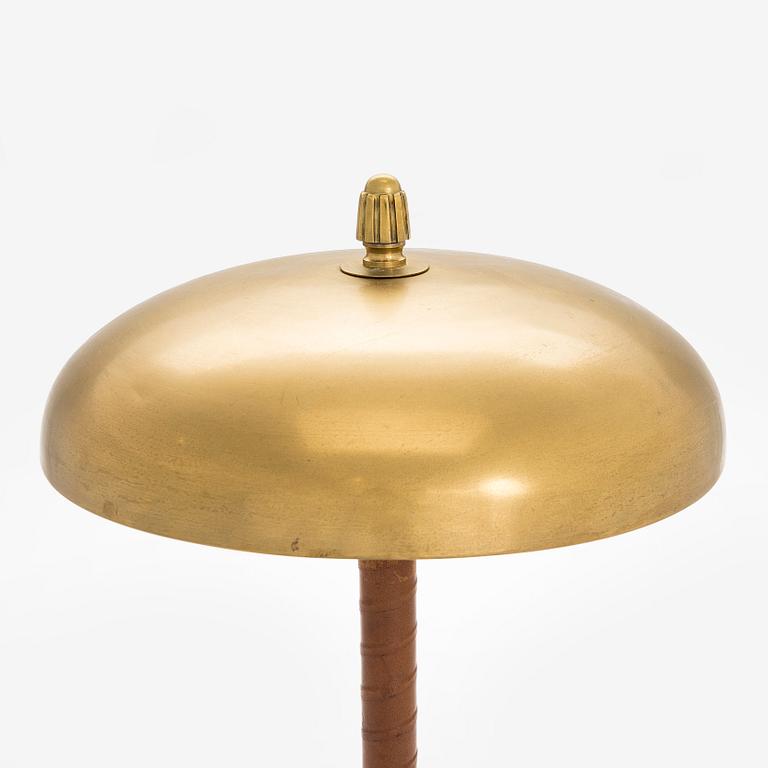 Einar Bäckström, A 1940s Swedish Modern model '5013' table lamp.