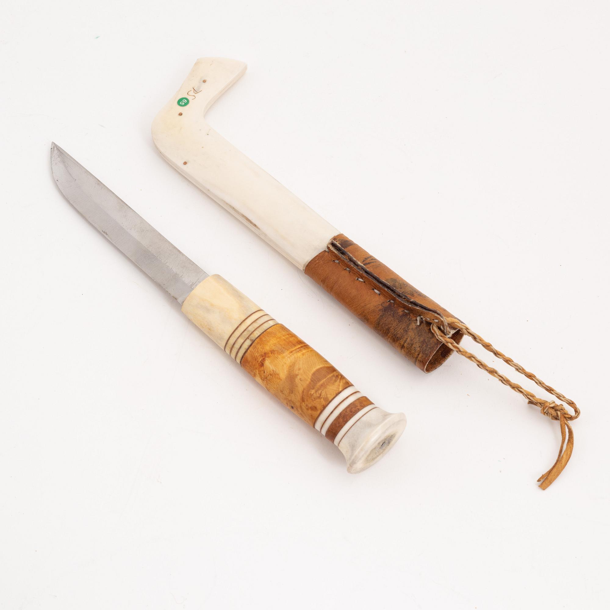 A reindeer horn knife by Per Sunna, before 1965, signed.