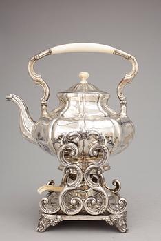 TEKÖK på RECHAUD, silver, Fritze & Finger, Tyskland, 1800-talets andra hälft. Vikt ca 638.