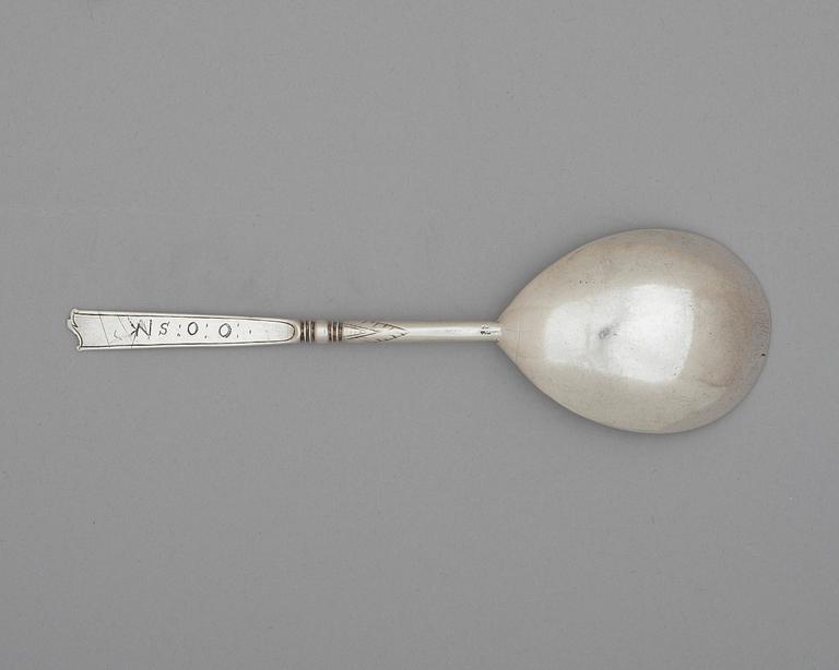 A Scandinavian 17th century silver spoon, unidentified makers mark.