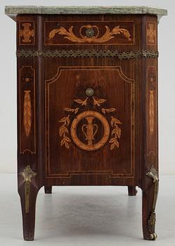 A Gustvian late 18th century commode by N. Korp, not signed.
