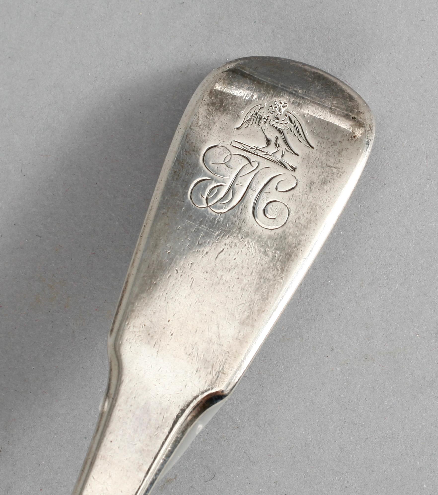 SOPPSLEV, silver, London 1808. Vikt ca 231 gram.