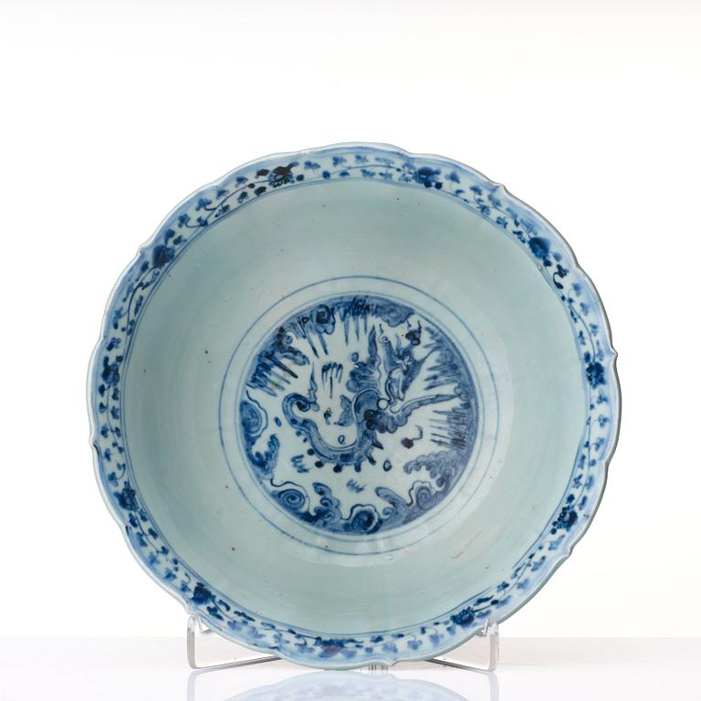 A rare blue and white lobed bowl, Ming dynasty, 16th Century.