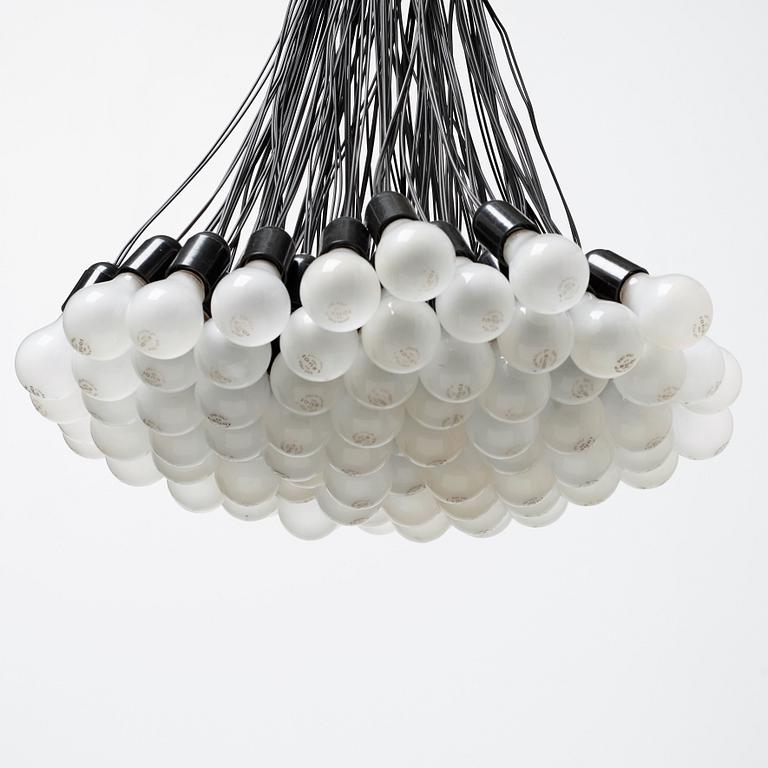 A Rody Graumans '85 lamps' chandelier, Droog Design, Holland.