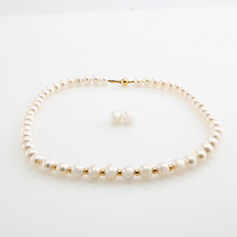 Necklace and pendants for earrings, a pair, possibly freshwater pearls and 18k gold.