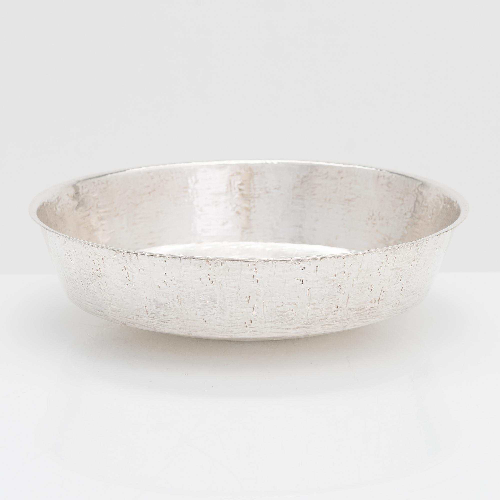 Tapio Wirkkala, a silver bowl model  TW 289, Kultakeskus, Hämeenlinna 1965.