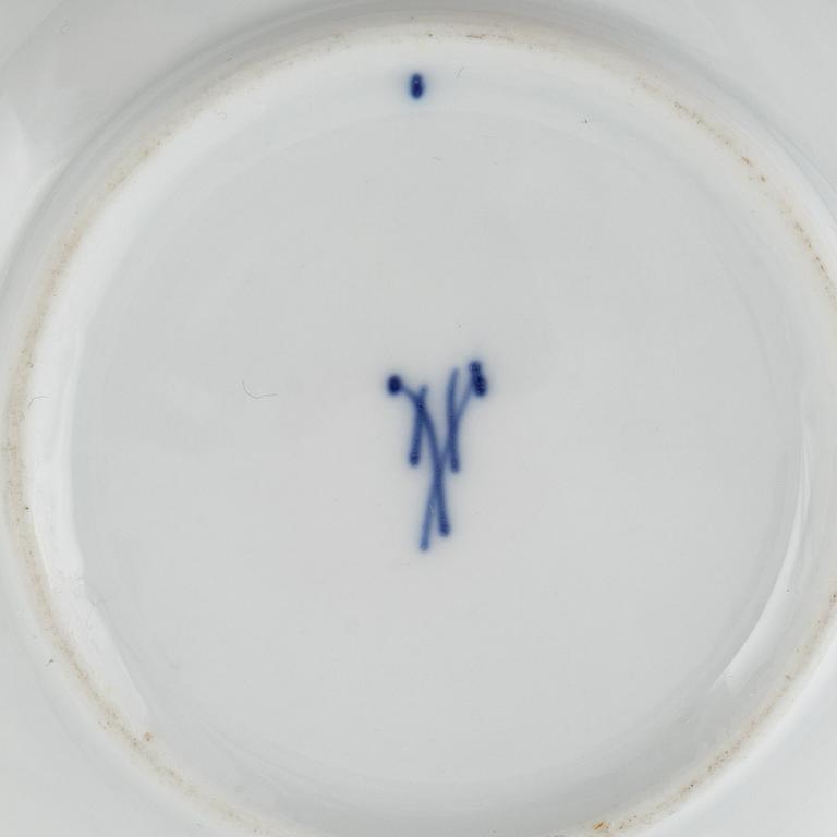 Meissen, a 9+4 pieces porcelain coffee service, 20th century.