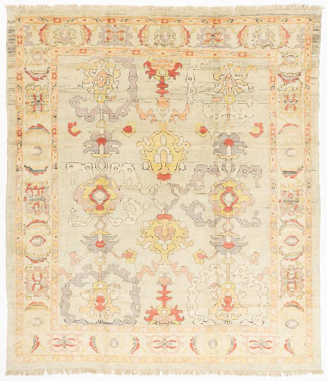 West Persian carpet, Arts and Crafts pattern, approx. 367 x 318 cm.