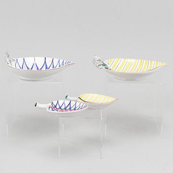 Stig Lindberg, four earthenware dishes, Gustavsberg studio.