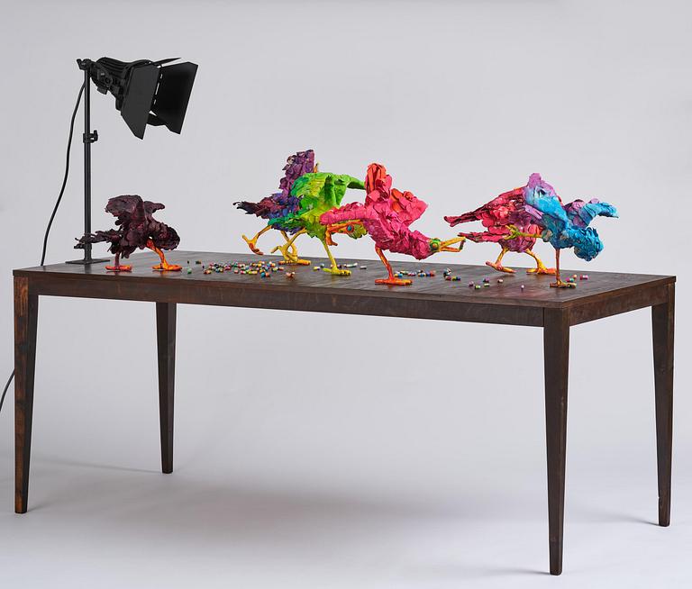 Nathalie Djurberg & Hans Berg, "A Thief Caught in the Act (Flock of Birds)".