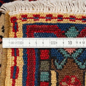Rug, possibly Karadja, approx. 215 x 142 cm.