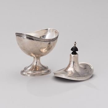 A SILVER SUGAR BOWL WITH LID, probably Portugal, Oporto ca 1790-1810.