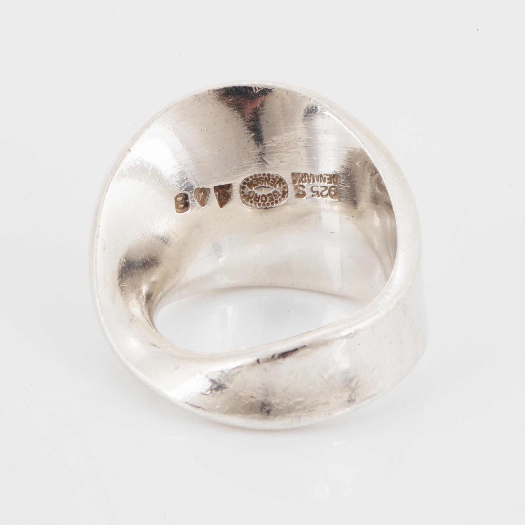 Vivianna Torun Bülow-Hübe, Georg Jensen, ring, sterlingsilver. nr 148.