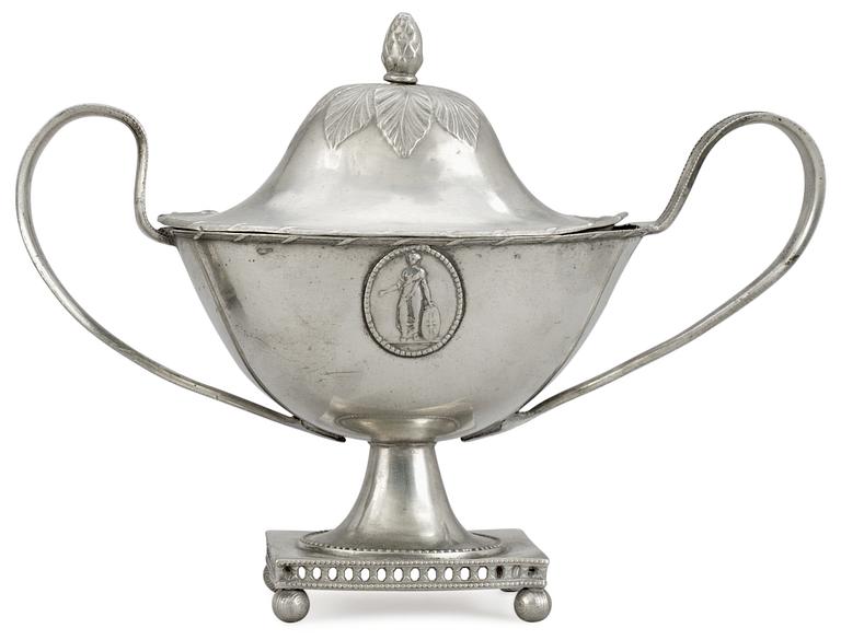 A late Gustavian pewter sugar bowl by M. Artedius, Norrköping 1800.