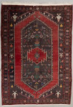 Carpet, Kerman, 224 x 310 cm.