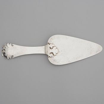 NILS DAHL, Linköping (verksam 1739-1786), tårtspade, silver, senbarock.