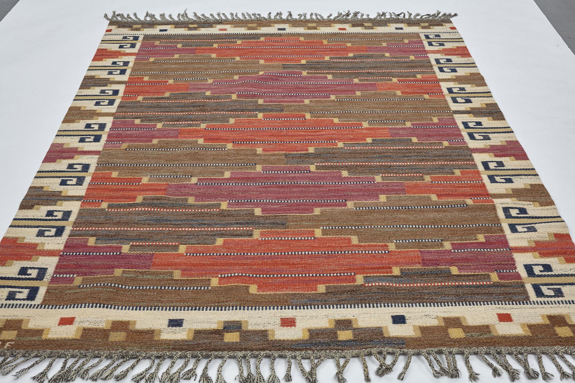 Märta Måås-Fjetterström, matta, "Bruna heden", rölakan, ca 238,5-241 x 168-172 cm, signerad AB MMF.