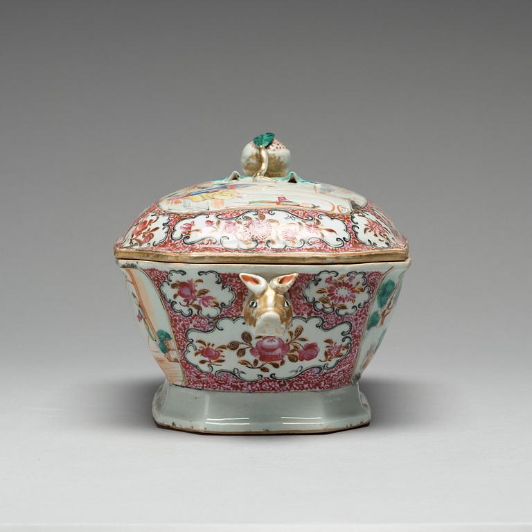 TERRIN med LOCK, kompaniporslin. Qingdynastin, Qianlong (1736-95).