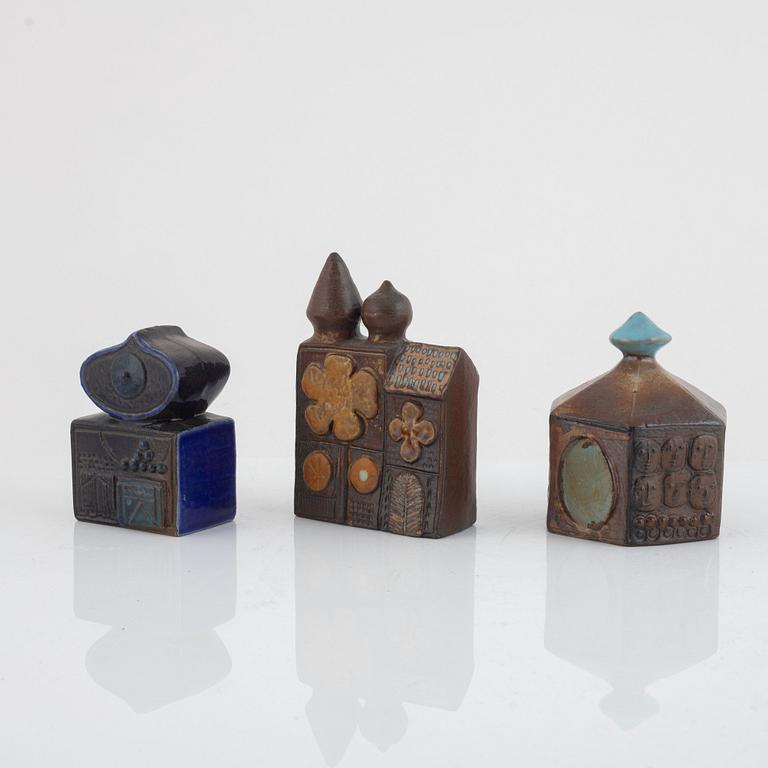 Bertil Vallien, skulpturer, 7 st, stengods, ur serien "Bagdad", Gustavsberg.