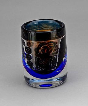 An Edvin Öhrström ariel glass vase, "Gondoljären", Orrefors.