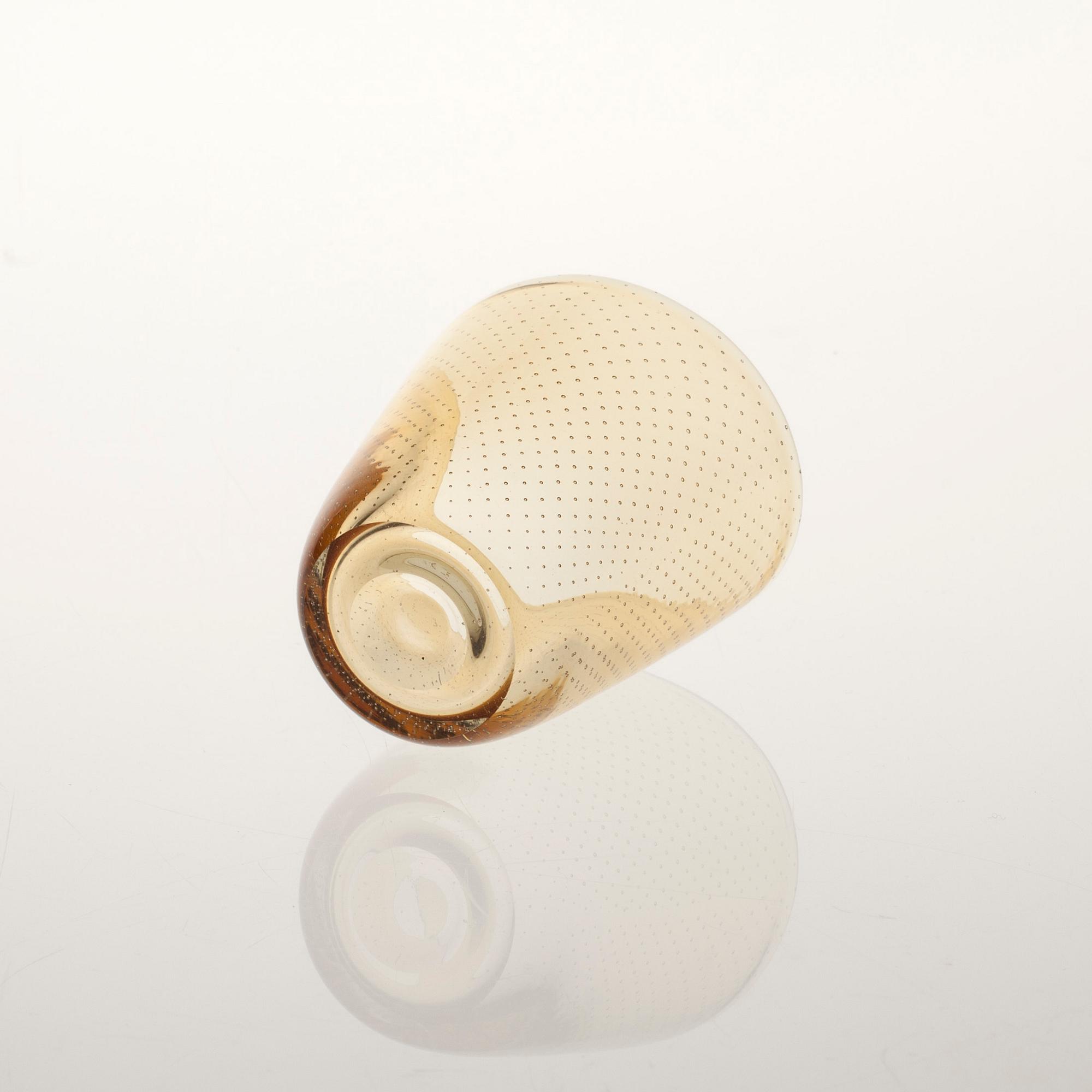 VAS, glas, signerad med syrapenna G. Nyman, Notsjö.