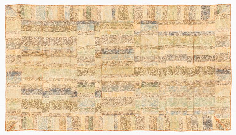 A silk buddhist Kesa cloth/mantel, 19th century.
