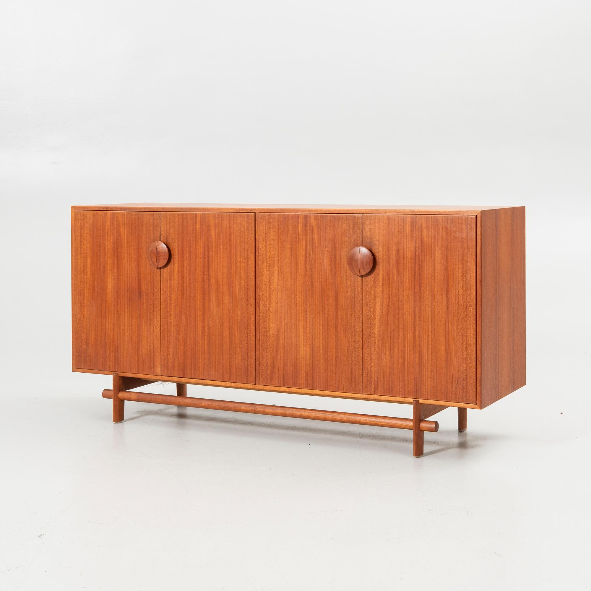 Tove & Edvard Kindt Larsen, sideboard, Seffle Möbelfabrik, 1950s/60s.
