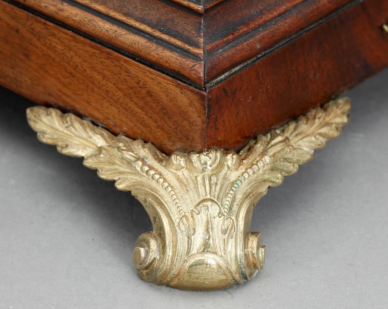 BIBLIOTEKSUR, John Taylor London, 1700-tal.