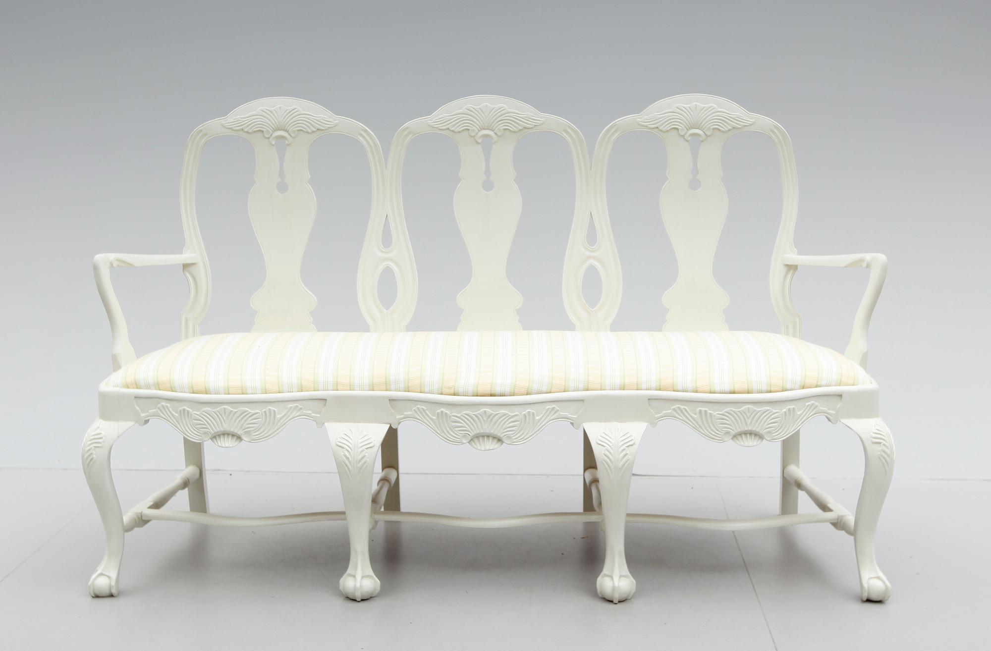 SOFFA, rokokostil, 1900-talets första hälft.