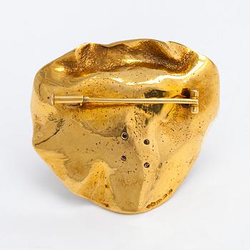 Lotta Orkomies, Brosch, 18K guld och diamanter ca 0.21 ct tot. A.Tillander, Helsingfors 1972.