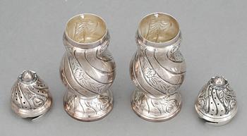 STRÖARE, silver, rokokostil Tyskland, 1900-tal. Totalvikt 86 gram.