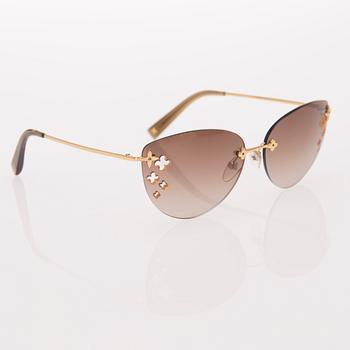 A PAIR OF LOUIS VUITTON SUNGLASSES, "Desmayo Cat Eye Brown".