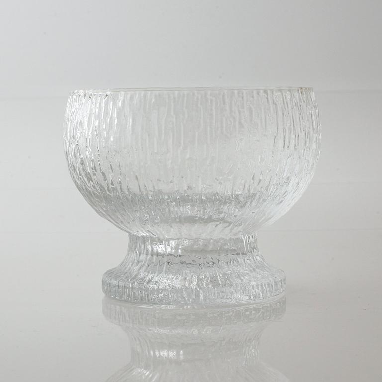 Eight glass bowls, 'Kekkerit', by Iittala, second half of the 20th century.