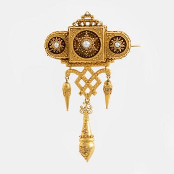 Gustaf Dahlgren & Co, brooch and pair of earrings, gold with pearls, circa 1870's.