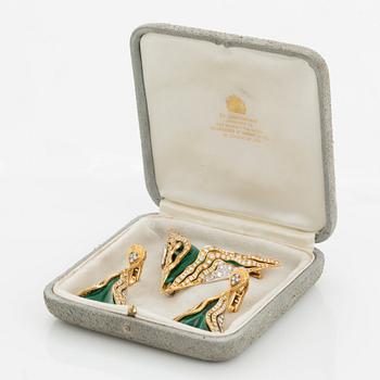 An 18K gold and malachite brooch and pair of earrings set with round brilliant-cut diamonds.