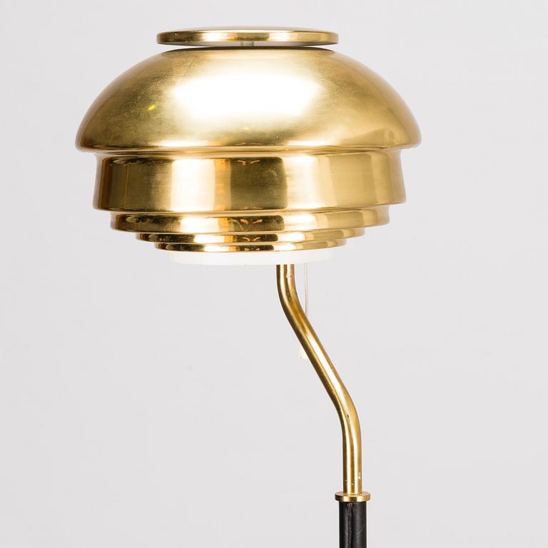 ALVAR AALTO, golvlampa, A808, Valaisinpaja, 1970-tal.